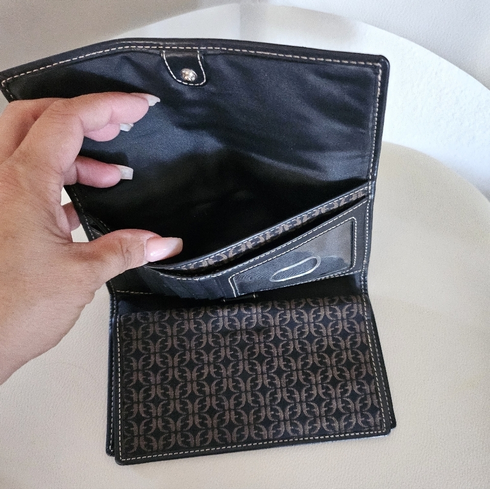 Fossil Brown Multi-Strip Patterned Wallet - Picture 11 of 12